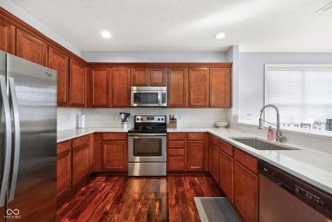 5783 Blue Sky Drive Whitestown IN 46075