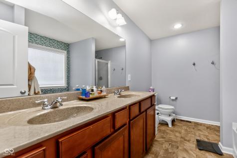 5783 Blue Sky Drive Whitestown IN 46075