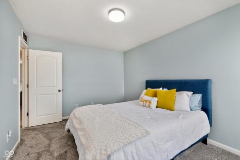5783 Blue Sky Drive Whitestown IN 46075