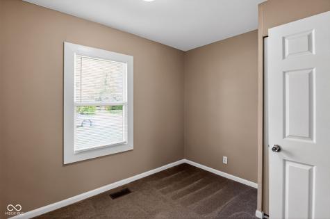 6401 E 44th Place Indianapolis IN 46226