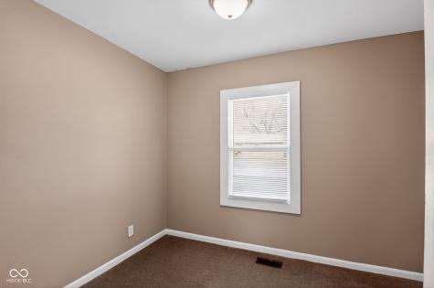 6401 E 44th Place Indianapolis IN 46226