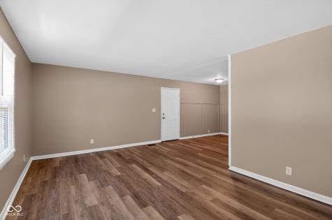 6401 E 44th Place Indianapolis IN 46226