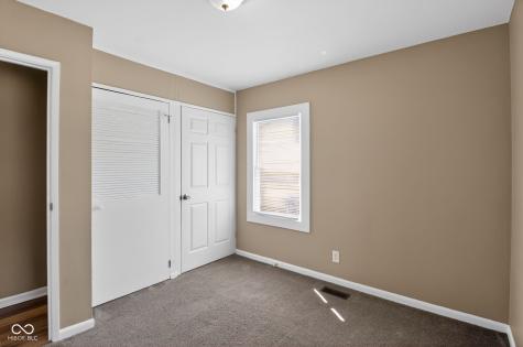 6401 E 44th Place Indianapolis IN 46226