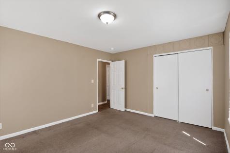 6401 E 44th Place Indianapolis IN 46226