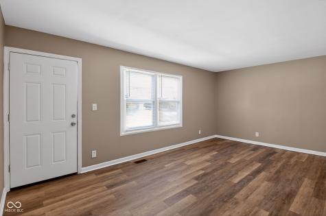 6401 E 44th Place Indianapolis IN 46226