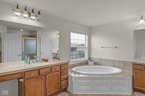 12510 Duval Drive Fishers IN 46037