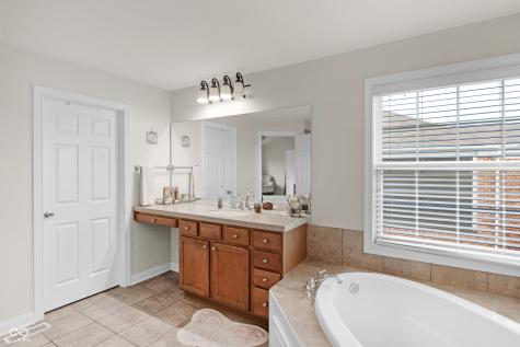 12510 Duval Drive Fishers IN 46037