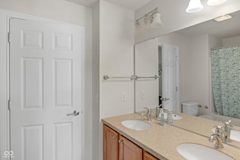 12510 Duval Drive Fishers IN 46037