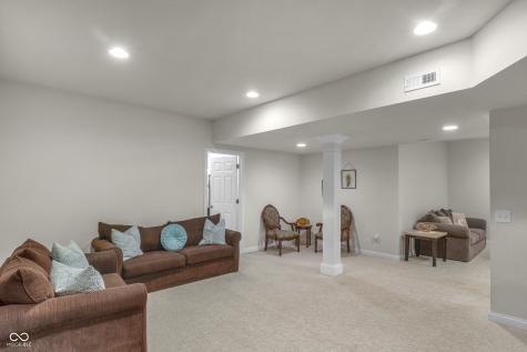 12510 Duval Drive Fishers IN 46037