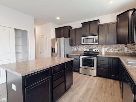 1721 Redbay Drive Indianapolis IN 46234