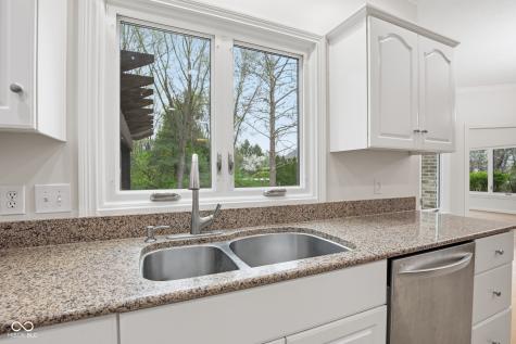 5418 Cayman Drive Carmel IN 46033