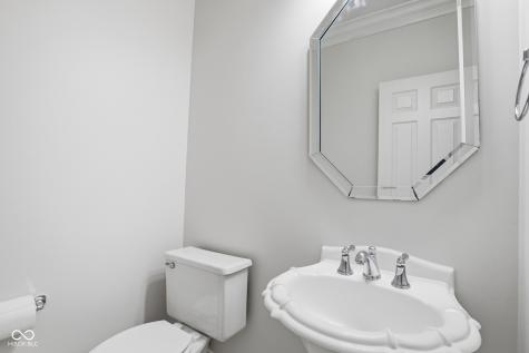 5418 Cayman Drive Carmel IN 46033