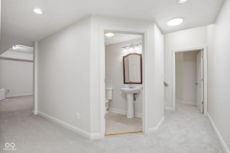 5418 Cayman Drive Carmel IN 46033