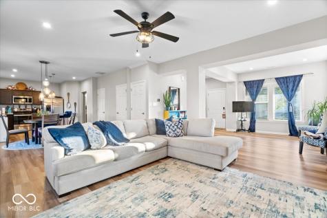 5162 Arling Drive Indianapolis IN 46237