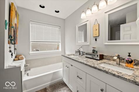 11199 Boston Way Fishers IN 46038