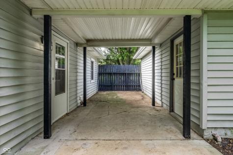 9860 E 600 S Zionsville IN 46077