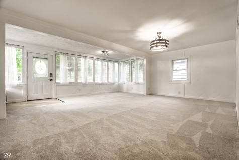 9860 E 600 S Zionsville IN 46077