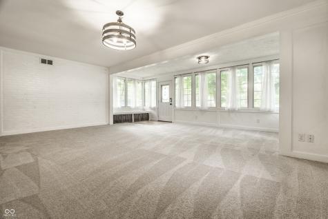 9860 E 600 S Zionsville IN 46077