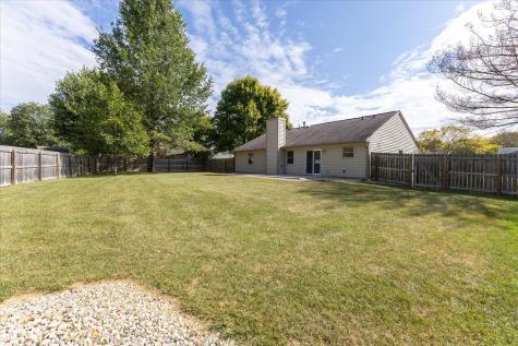 160 Briarwood Court Brownsburg IN 46112