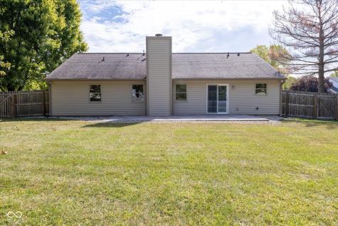 160 Briarwood Court Brownsburg IN 46112