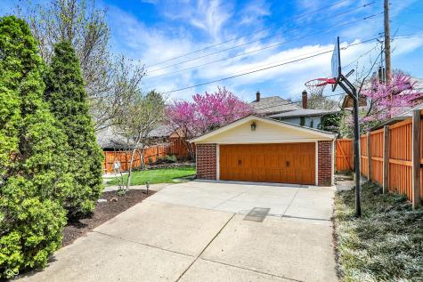 5611 N Delaware Street Indianapolis IN 46220