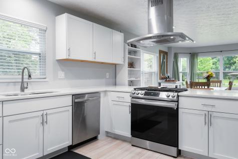 4904 Kessler Boulevard N Drive Indianapolis IN 46228