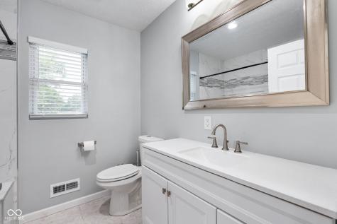 4904 Kessler Boulevard N Drive Indianapolis IN 46228