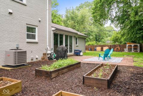 4904 Kessler Boulevard N Drive Indianapolis IN 46228