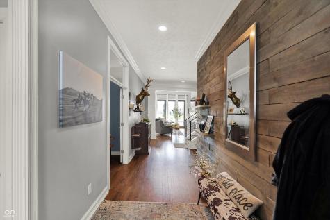 9061 Crystal Lake Drive Indianapolis IN 46240