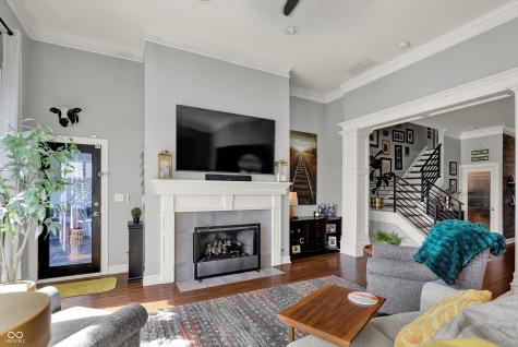 9061 Crystal Lake Drive Indianapolis IN 46240