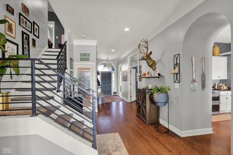 9061 Crystal Lake Drive Indianapolis IN 46240