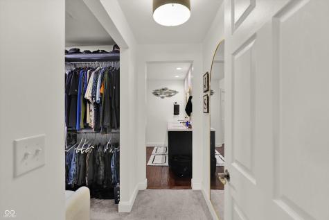 9061 Crystal Lake Drive Indianapolis IN 46240