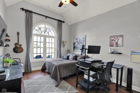 9061 Crystal Lake Drive Indianapolis IN 46240