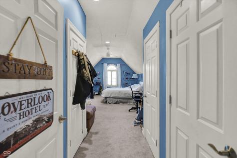 9061 Crystal Lake Drive Indianapolis IN 46240