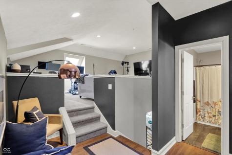 9061 Crystal Lake Drive Indianapolis IN 46240