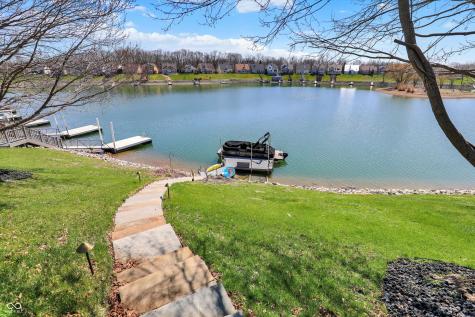 9061 Crystal Lake Drive Indianapolis IN 46240