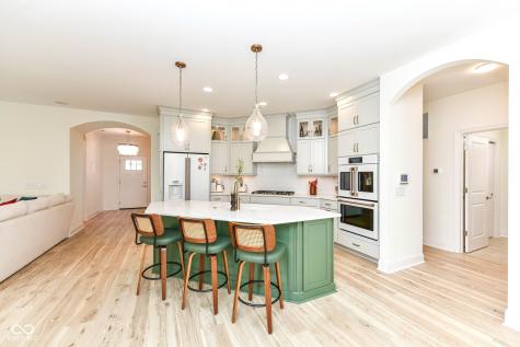 11362 Neptune Drive Fishers IN 46040