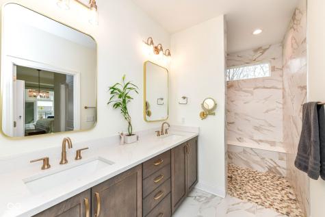 11362 Neptune Drive Fishers IN 46040