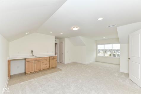 11362 Neptune Drive Fishers IN 46040