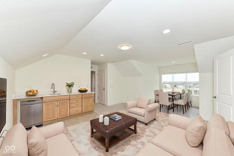 11362 Neptune Drive Fishers IN 46040