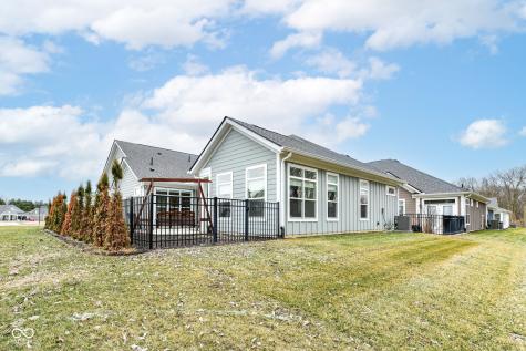 11362 Neptune Drive Fishers IN 46040