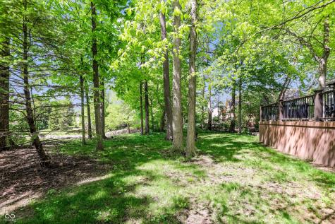 10926 Wintercove Way Fishers IN 46038