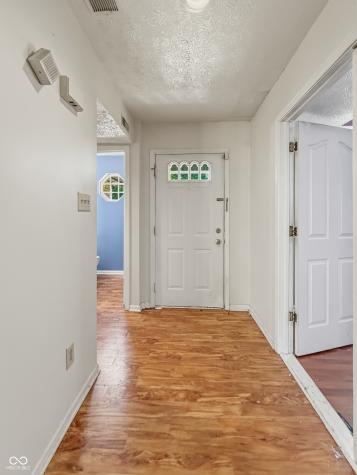 6339 Cooper Pointe Drive Indianapolis IN 46268
