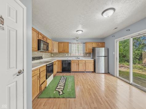 6339 Cooper Pointe Drive Indianapolis IN 46268