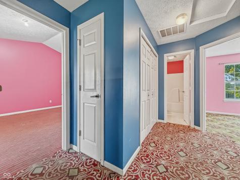 6339 Cooper Pointe Drive Indianapolis IN 46268