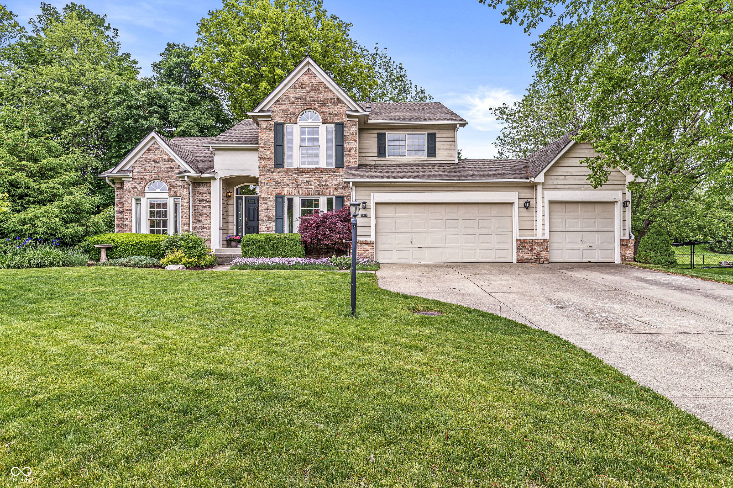 6833 Bluffridge Lane Indianapolis IN 46278