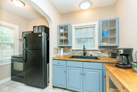 5161 Kingsley Drive Indianapolis IN 46205