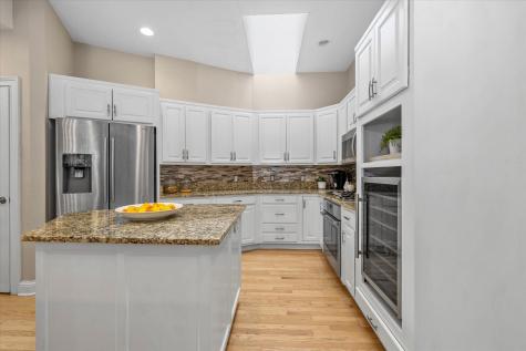 8517 Oakmont Lane Indianapolis IN 46260