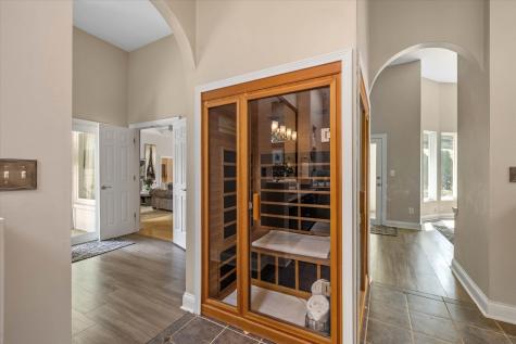 8517 Oakmont Lane Indianapolis IN 46260