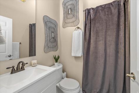 8517 Oakmont Lane Indianapolis IN 46260